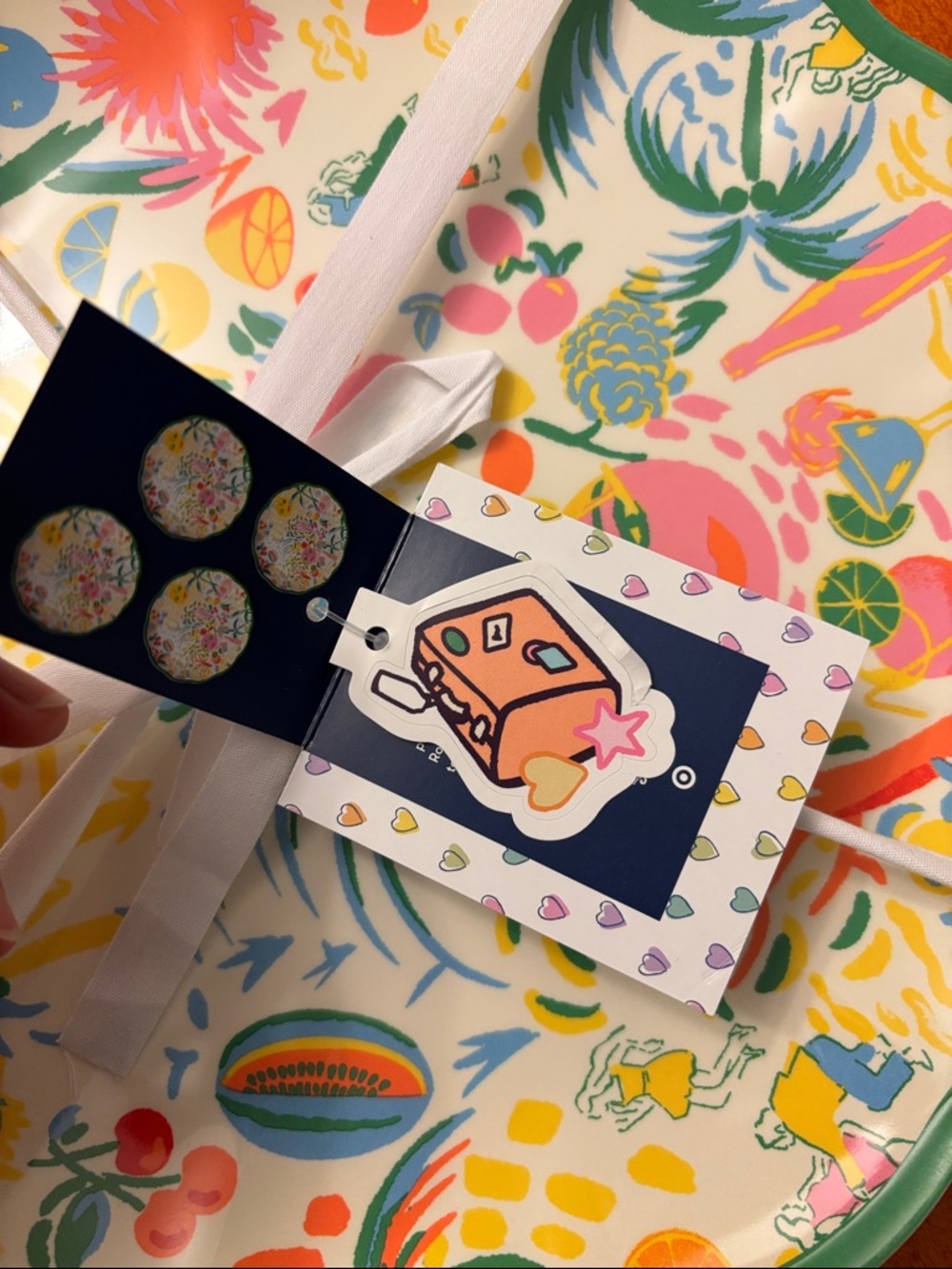 Roller Rabbit x Target Vacation Melamine Dinner Plates - Set of 4 - Picture 5 of 6